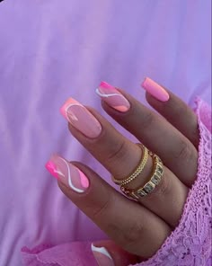 Short Nails For Cruise, Spring Formal Nails, Cruising Nails, Nails 2023 Trends Pink, Summer Holiday Nails, Biab Nails, Red Nails Acrylic, Wine Red Nails, Holiday Acrylic Nails