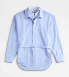 Characterized by a double collar and adjustable waist belt, this shirt in striped poplin is enriched by the Tod's monogram embroidered on the front. Fastened with mother-of-pearl buttons, it is an original over-cut style, with a slightly dropped shoulder and rounded bottom. Double Collar Shirt, Italy Shirt, Double Collar, Blue Back, Gift Boutique, Mother Of Pearl Buttons, Pearl Buttons, Trainers Women, Waist Belt