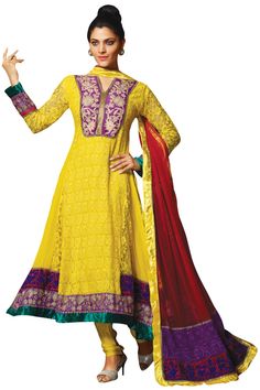 jaipur clothing Traditional Indian Clothing for Women Fashion Designer Churidar, Orang India, Indian Dresses For Women, Frock Style, Dresses By Pattern, Mouni Roy, Churidar Suits, Embroidered Motifs, Plum Dress