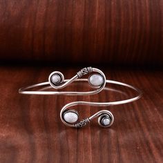 Silver Spiral Bohemian Bracelets, Festival Armband, Bali Design, Festival Bracelets, Arm Jewelry, Bohemian Festival, Arm Cuff, Wire Wrapped Rings, Boho Festival