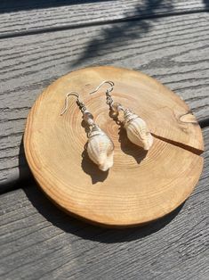 Shell Wire Wrapped Earrings - Etsy Beachy Vibes, Wrapped Earrings, Unique Nature, Ocean Lover, Wire Wrapped Earrings, Handmade Earrings, Nature Inspired, Stylish Design, Wire Wrapped