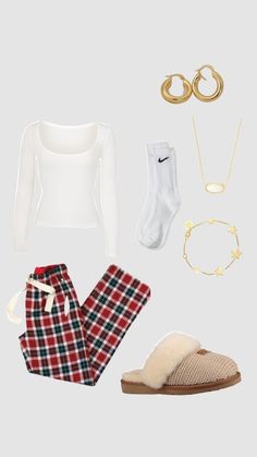 Pj Outfit, Heavily Pregnant, Cute Christmas Outfits, Casual Preppy Outfits, Trendy Outfits For Teens, Cute Lazy Outfits, Cute Lazy Day Outfits, Lazy Outfits, Lazy Day Outfits