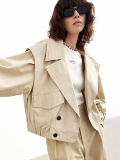 MO&Co. Women's Drop Shoulder Contrast Cardigan Features : - Cotton blend- Relaxed fit, peak lapel design- Short trench silhouetteMATERIALS & CARE Code: MBA3JKT004Material: 72.2% Cotton 27.8% PolyamideThe back length of size S is 50.5cmBeige: Model is 175cm tall and wearing a size MGreen: Model is 178cm tall and wearing a size M Please select your own size in the size chart according to your figure and serve model size as a guideline.