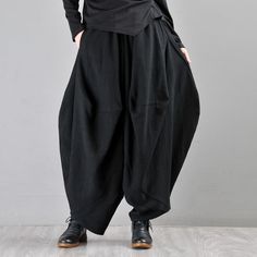 Pants Runway, Haram Pants, Black Carrot, Genie Pants, Linen Harem Pants, Carrot Pants, Black Harem Pants, Free Spirited Woman, Balloon Pants