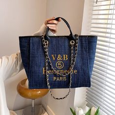 Trending Totes, Handbags For School, Denim Handbags, Girls Tote, Trendy Denim, Women Crossbody Bag, Denim Tote Bags, Denim Tote, Luxury Designer Handbags