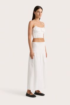 A mid-rise midi skirt with a channelled elastic waist, made from 100% organic cotton poplin. Lightweight and airy, the wide fitted waist falls into a relaxed semi-flared skirt. Pair with the Baia Top for a matching set. Midi Skirt White, Maxi Dress Sale, Skirt White, Top Cropped, Flared Skirt, White Crop Top, New Print, Event Dresses, White Skirts