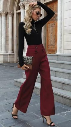 Burgandy Pants Outfits, Outfit Pantalon Vino, Burgundy Pants Outfit, Maroon Pants Outfit, Wine Pants, Red Pants Outfit, Slacks Outfit, Office Party Outfits, Xmas Party Outfits