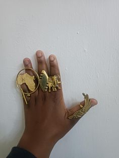 Adjustable 5 Brass Rings. High quality. Well designed. Can be customised in terms of design/style Shell Rings, Rings Big, Rings Boho, Brass Rings, Shell Ring, Cowrie Shell, Brass Ring, Boho Rings, In Design