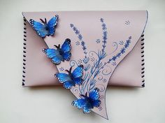 Blue Butterflies bag Morpho Butterflies clutch by spiculdegrau Butterfly Purse, Unique Leather Bag, Painted Leather Bag, Butterfly Bag, Black Butterflies, Artisan Bag, Artist Bag, Pink Dragonfly, Painted Butterfly