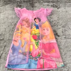 the princesses dress is laying on the ground