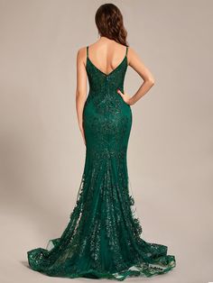 This custom size sequin embroidered see-through mermaid prom dress is a stunning choice for your special occasion. The intricate sequin embroidery adds a touch of glamour, while the see-through elements create an alluring and modern look. With its mermaid silhouette, this dress will flatter your figure beautifully. Get ready to turn heads and make a statement with this exquisite prom dress. Tips: Please note that the sequins on this dress may shed slightly. Length: Floor-Length. Sleeve Style: Sleeveless. Closure: It is Concealed Zipper Up The Back. Fabric: The garment comprises sequin. Emerald Green Gown Evening Dresses, Prom Dress Tight, Emerald Green Prom Dress, Dress Tips, Green Sequin Dress, Mermaid Prom Dresses Lace, Sage Dress, Dress Tight, Mermaid Prom Dress