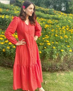 Simple Silk Dress, Cutwork Dress, Yumna Zaidi, 30 July, Classy Outfits For Women, Latest Dress Design, Pakistani Fashion Party Wear, Beautiful Pakistani Dresses