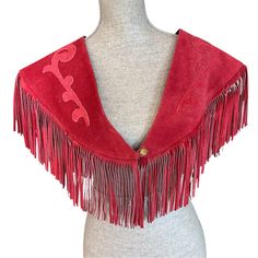 Vintage Red Suede Fringe Shawl Capelet Western Wear Ben Kalton Made In Mexico Excellent Vintage Condition The Western Collar Is Ready For Your Western Outfit. Or Just Any Outing Where You Want To Stand Out. Also Perfect For Music Festivals - Think Coachella, Bonnaroo, Lollapalooza, Eaux Claire, Etc. Smoke Free Closet And Shop. Items Are Shipped Same/Next Day Thanks For Stopping By! Cowgirl Cowboy Western Wear Rodeo Nashville Country Concert Night Out Dancing Fringe Capelet Crop Top Vintage Cowgirl Outfits, Western Photo Shoots, Womens Western Fashion, Nashville Country, Western Photo, Fringe Shawl, Western Outfit, Cowgirl Cowboy, Vintage Cowgirl