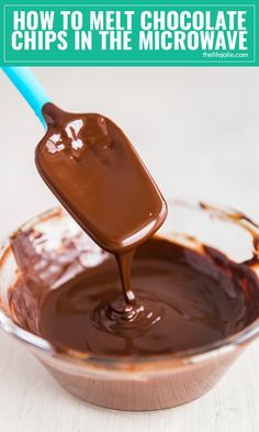 melted chocolate in a glass bowl with a blue spoon and text overlay that reads how to melt chocolate chips in the microwave