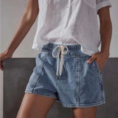 Style Details Include An Elasticized Waistband With Drawcord, Slash Pockets And Clean Finished Hems. Contrast Stitch Throughout. Denim Is Super Soft! Shorts Have A 3” Inseam. Size 4 In James Perse Sizing Is Equivalent To L/Xl Casual Recycled Denim Summer Bottoms, Denim Blue Jean Shorts With Elastic Waistband, Summer Dark Wash Recycled Denim Bottoms, Summer Medium Wash Recycled Denim Bottoms, Summer Recycled Denim Shorts With Pockets, Casual Denim Blue Jean Shorts For Beach, Everyday Denim Blue Shorts, Relaxed Fit Recycled Denim Jeans For Summer, Relaxed Fit Recycled Denim Shorts For Summer