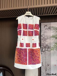 Olivia Mark - Sample Floral Print Apron Dress with Sleeveless Design Printed Aprons, Red Square, Apron Dress, Crewneck Dress, Waist Circumference, Types Of Skirts, Olivia Mark, A Line Skirt, Types Of Collars