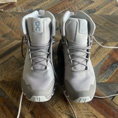 Like New Color Shark (Lt Purple) Waterproof Hiking Boots, Hiking Boots, Running Shoes, New Color, Like New, Athletic Shoes, Running, Women Shoes, Boots