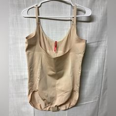 Never Worn Shapeware 3x Beige Shapewear With Built-in Bra For Daywear, Full Coverage Shapewear With Medium Bust Support For Daywear, Beige Shapewear Camisole, Shapewear, Women's Intimates, Women Shopping, Color