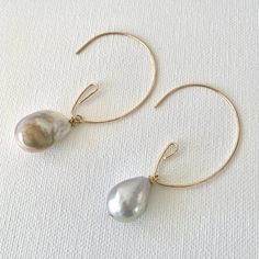 Gorgeous Gold Hoop With A Drop Of A Baroque Fresh Water Pearl Wrapped In 14k Goldfil. Handmade. Gold Cream, Fresh Water Pearl, Pearl Color, Cream And Gold, Gold Hoops, Gold Hoop, Baroque Pearls, Fresh Water, Freshwater Pearls