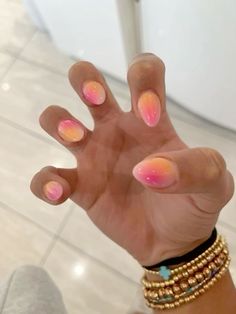 Teen Nails, Classy Acrylic, Beachy Nails, Colourful Nails, Orange Nail, Cute Simple Nails, Broken Nails, Colorful Nails, Simple Gel Nails