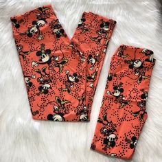 Mommy And Me Matching Set. Creamy Orange Leggings With Minnie Mouse. Set Includes One Pair Of Adult Size Os Leggings (Fits Sizes 2-12) And A Pair Of Kids L/Xl (Fits 8-14). Orange Leggings, Legging Fits, Mommy And Me, Matching Sets, Minnie Mouse, Pant Jumpsuit, Pants For Women, Leggings, Orange