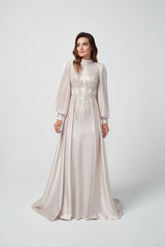 Modest Wedding Dresses Hijab, Hijabi Evening Dresses, Nikah Abaya, Modest Soiree Dresses, Hijabi Dresses Soiree, Evening Dress Modest, Nikah Dresses, Long Sleeve Wedding Dress Vintage, Hijabi Gowns