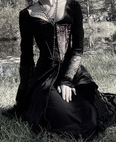 Alternative Country Aesthetic, Romantic Goth Outfits Male, Vampire Dress Aesthetic Victorian, Romantic Goth Fashion Victorian, Victorian Goth Dress Aesthetic, Genevieve Core, Romantic Goth Long Dress, Trad Goth Aesthetic, Vampire Goth Aesthetic