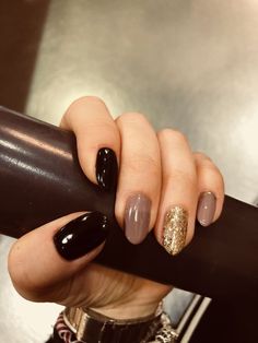 Nail Ideas For New Years, Holiday Nail Ideas, New Year Diy, Diva Nails, Holiday Nail, Nail Idea, Healthy Nails, Fabulous Nails