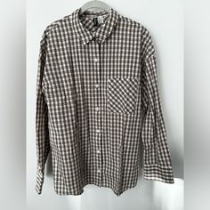 H&M Brown & Cream Plaid Button Down Shirt. Size S. Oversized Fit. Never Worn. Great Condition. H&m Summer Shirt For Everyday Wear, H&m Relaxed Fit Shirt With Buttons, H&m Relaxed Fit Shirt With Button Closure, H&m Shirt With Button Closure For Daywear, H&m Tops With Buttons And Relaxed Fit, H&m Casual Shirt For Daywear, H&m Relaxed Fit Button-up Blouse, H&m Cotton Button-up Shirt, Casual Button-up Shirt From H&m