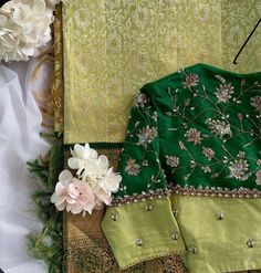 Green Dola Silk Blouse Piece With Resham Embroidery, Sowmya Reddy Designer, Shilpa Reddy Saree Blouses, Green Resham Embroidered Dola Silk Blouse Piece, Anushree Reddy Blouse, Basic Blouse Designs, Latest Blouse Neck Designs, Magam Work, Cotton Blouse Design