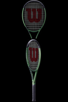 The Wilson Blade 101L v8 Tennis Racquet combines a slightly thicker beam with lightweight construction to produce smooth stable swings. 
Features:
Metallic green finish
Thicker beam gives a boost of power and stability. 
Lightweight at only 10.23 ounces (290 g) strung. Models, Green