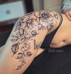 Front Thigh Tattoos, Tattoos Leg, Side Thigh Tattoos, Cute Thigh Tattoos, Tattoo Hip, Floral Thigh Tattoos, Hip Tattoos