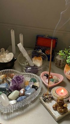 Crystal Room Decor, Crystal Room, Crystal Vibes, Vision Board Images, Vision Board Photos, Crystal Aesthetic, Life Vision Board, Spiritual Crystals, Vision Board Manifestation