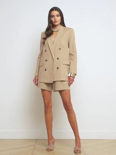 L'AGENCE - Bethany Tapered Blazer in Sand/Sahara Leopard Strong Shoulders, Boyfriend Blazer, Blazer And Shorts, Oversized Blazer, 2024 Fashion, Oversized Silhouette, Long Shorts, Fall 2024, Office Fashion