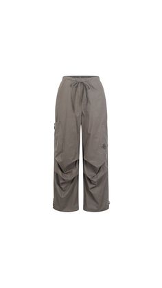 Vendor: WooHa 2024SS Collection This stylish and durable wide-leg casual paratrooper pants for men and women, the loose fit can be worn all year round.The functionality is OK, the drawstring design on the waist and feet is good for body shape, and a variety of colors are available.Simple and versatile solid color series, stylish and stylish camouflage series, showing unfettered personality and attitudeThere are no taboos when it comes to matching. The co-branded LOGO engraving film adds a detail Hoodie Set, Short Jacket, Shirt Skirt, Sweater And Shorts, Hoodie Jacket, Shirt Accessories, Down Jacket, Sweater Hoodie, Mens Pants