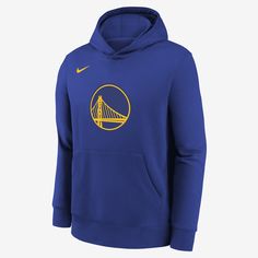 Warriors fans unite! Show your love for your squad in this Golden State Warriors hoodie. Made with soft fleece, it helps keep you warm while you cheer on your team all season long. Warriors Outfit Female Golden State, Steph Curry Shirt, Nba Sweatshirt, Golden State Warriors Hoodie, Nike Nba, Golden State Warriors Game, Kids Nike, Golden State Warriors, Golden State