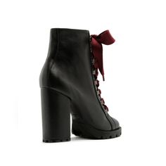 Chunky Combat Boots, Lug Sole Boots, Zara Leather, Max Black, Combat Boot, Block Heel Boots, Lace Up Booties, Black Laces, Lug Sole