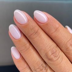 Dip Powder Nails Oval Shape, Solid Color Wedding Nails, Prom Nails Basic, Simple Gel Almond Nails, Short Nail Neutral, Short Oval Wedding Nails, Light Simple Nails, Dip Powder Nails Short Almond, Nails That Look Good Grown Out