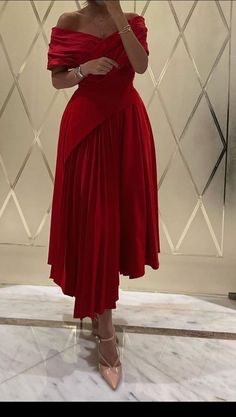 Chiffon Party Skirt, Party Chiffon Pleated Skirt, A-line Pleated Skirt Dress For Prom, Pleated Chiffon Party Skirt, Red Party Dress With Pleated Skirt, Red Floor-length Skirt For Party, Pleated Chiffon Dress For Party, Red Pleated Skirt Dress For Party, Red Floor-length Party Skirt