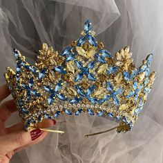 Fantasy Crowns, Welcome To Wedding, Fun Beauty Products, Fantasy Crown, Handmade Crown, Green Crown, Bridal Tiaras, Crystal Bridal Tiaras