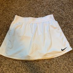 Nike White Tennis Skirt Women’s Size Small In Great Condition - Never Worn Nike Sporty Short Skirt, Nike Short Lined Skirt, Nike White Tennis Skirt For Spring, Nike Skirted Tennis Skirt With Lining, Nike Tennis Skirt With Lining, Nike White Lined Skirt, Nike White Summer Skirt, Nike White Skirt For Summer, Nike White Skirt For Spring