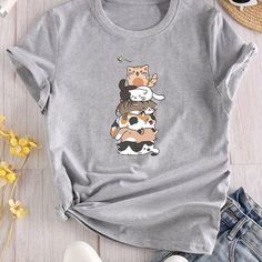 Stylish and Casual: Women's Cat Print Crew Neck T-Shirt - A Must-Have Trendy Crew Neck Top With Cat Print, Trendy Top With Cat Print And Crew Neck, Summer Graphic Tee With Cat Design, Summer Cotton T-shirt With Cat Design, Summer Cotton T-shirt With Cat Print, Casual Crew Neck Top With Cat Print, Relaxed Fit Crew Neck T-shirt With Cat Print, Summer Cat Print Crew Neck T-shirt, Summer Crew Neck T-shirt With Cat Print