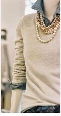 Denim And Pearls, Sundress Outfit, Cute Spring Outfits, Mode Casual, Statement Necklaces, Fashion Week Street Style, 가을 패션, Outfits Casual, Dress Ideas