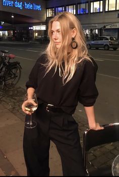 Mode Inspo, Looks Style, Mode Inspiration, Looks Vintage, Look Fashion, Aesthetic Clothes, At Night, Fashion Inspo Outfits, Work Outfit