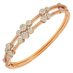 Diamond Necklace Designs, Antique Bracelets, Diamond Bangles Bracelet, Bangles Jewelry Designs, Diamond Jewelry Designs, Diamond Bangle, Rose Gold Bracelet, Tennis Bracelet Diamond, Bracelet Collection