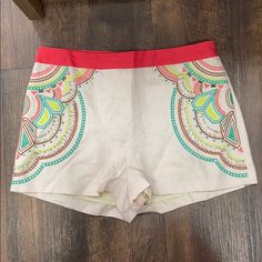 Never Worn Adorable Linen Shorts!! -Fit Is Mid-Rise/They Are True To Size -Embroidered Front With Stitching And Sequins -Has A Chiffon Lining On The Inside -Zipper Closure On The Left Side -Purchased At Blush Boutique Embroidered High Waist Summer Shorts, Embroidered High-waisted Shorts For Summer, Spring Vacation Embroidered Shorts, Embroidered Mid-rise Cotton Shorts, High-rise Embroidered Denim Shorts, Blush Boutique, Strawberry Champagne, Embroidered Shorts, Linen Shorts