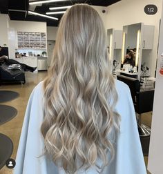 Adrina Lima, Happy Hair, Hair Color And Cut, Dark Blonde, Color Inspo, Hair Inspo Color, Cool Hair Color, Hair Colour, Hair Designs