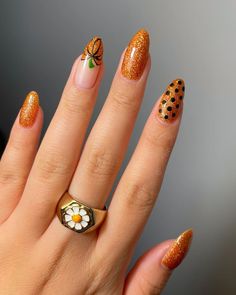 Best Fall Pumpkin Nails 2024 22 Ideas: Top Trends and Designs for the Season Cute Pumpkin Nails, Pumpkin Nail Designs, Pumpkin Nail Art, Simple Fall Nails, Sally Hansen Nails, Halloween Press On Nails, Cute Halloween Nails, Pumpkin Nails, Cute Nails For Fall