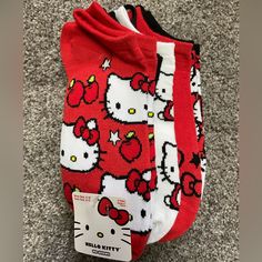 New Sanrio Hello Kitty Women’s Socks 5 Pairs Trendy Red Cotton Socks, Cute Red Cotton Socks, Playful Red Cotton Socks, Cute Red Socks, Clothes Hello Kitty, Sanrio Clothes, Kitty Accessories, Hello Kitty Accessories, Cute Socks