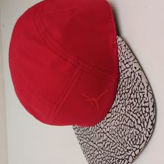 Nwt Vintage Air Jordan 5 Panel Jumpman Hat Clasp Closure - Red/Elephant Casual Red Hat With Short Brim, Red Snapback Hat With Short Brim For Summer, Red Casual Snapback Hat For Summer, Red Short Brim Hat For Outdoor, Casual Red Snapback Hat With Short Brim, Casual Red Snapback Hat, Casual Adjustable University Red Hat, Casual Red Hat, Casual Red Snapback Hat For Sports